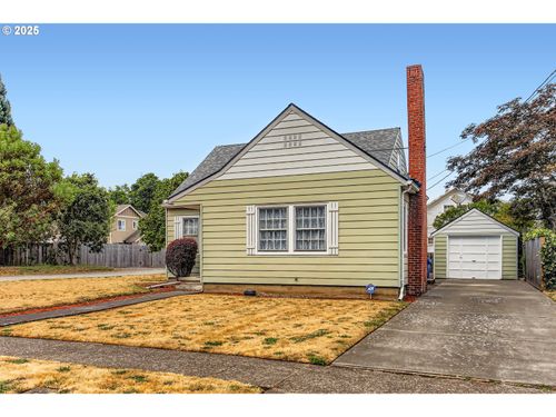 7135 N Olin Ave, Portland, OR, 97203-4555 | Card Image