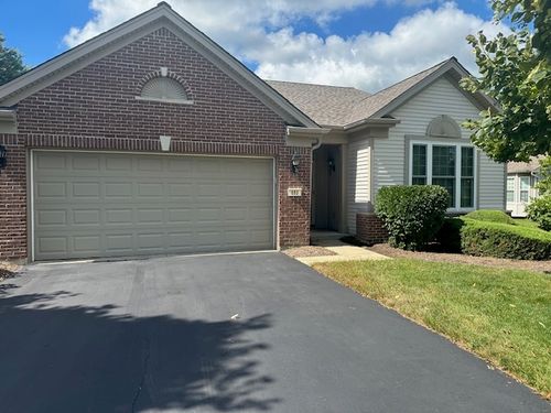 883 Ravine Ct, Elgin, IL, 60124-4327 | Card Image