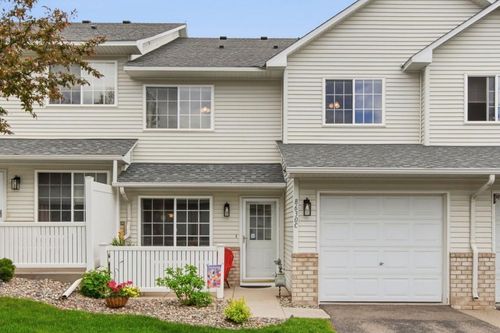 c-8630 Quarry Ridge Ln, Woodbury, MN, 55125-5501 | Card Image