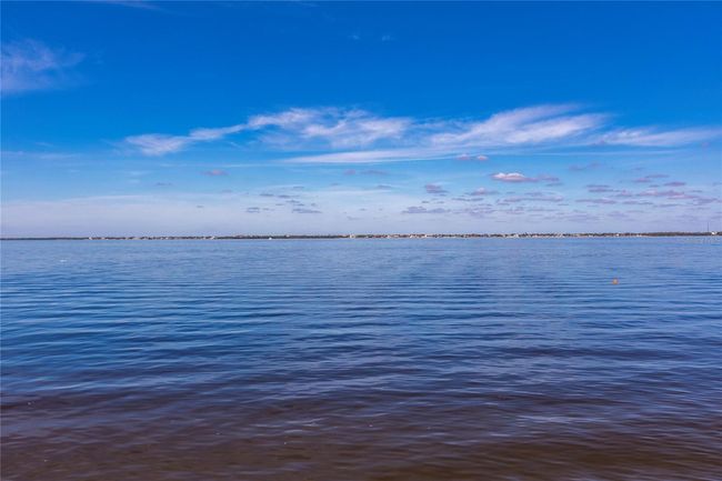 WATER VIEW | Image 5