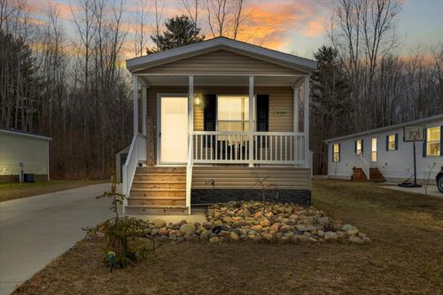 6312 Square Lake Dr, Kimball, MI, 48074-1385 | Card Image