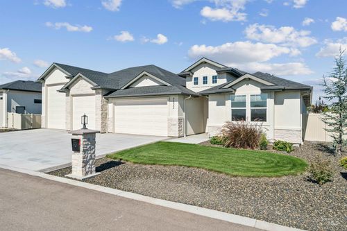 7522 E Newcastle Dr, Nampa, ID, 83687-6793 | Card Image