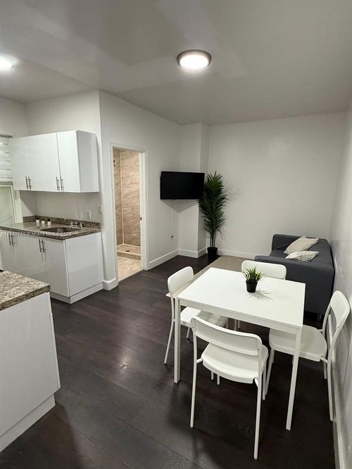 apt-2-337 Sw 10th Ave, MIAMI, FL, 33130-2125 | Card Image