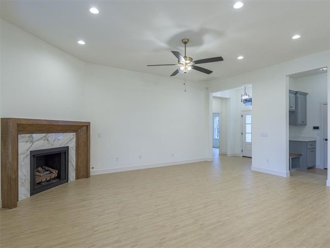 12129 Sw 45 Th Ter, House other with 4 bedrooms, 2 bathrooms and null parking in Mustang OK | Image 9