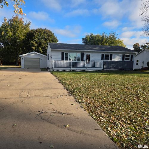 103 W Givens St, Abingdon, IL, 61410-1826 | Card Image