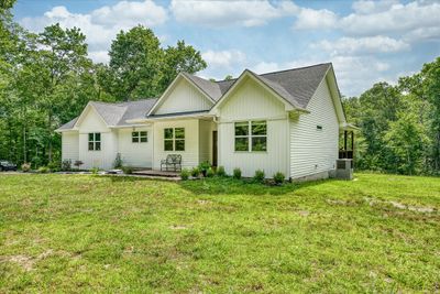 82 Isabela Lane, House other with 3 bedrooms, 2 bathrooms and 2 parking in Crossville TN | Image 2