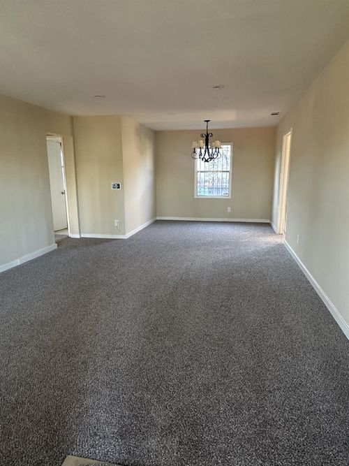 1430 E 7th St, Stockton, CA, 95206-2333 | Card Image