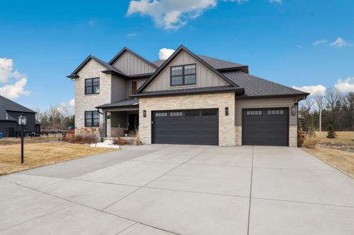 9543 Corydalis Ave, Saint John, IN, 46373-0646 | Card Image