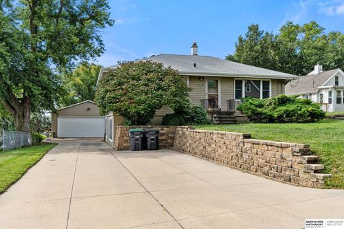 8003 Grant St, Omaha, NE, 68134-6508 | Card Image