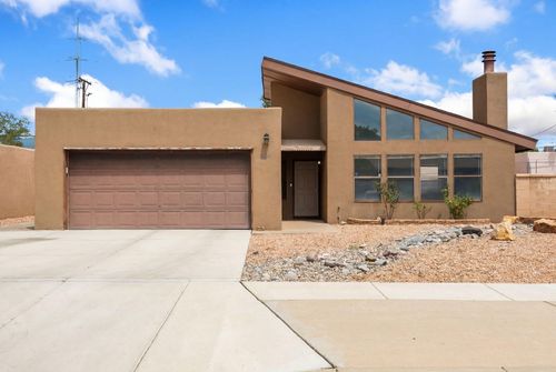 2424 Wisconsin St Ne, Albuquerque, NM, 87110-3752 | Card Image