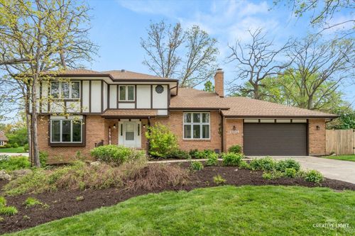 3104 Whispering Oaks Ln, Woodridge, IL, 60517-3753 | Card Image