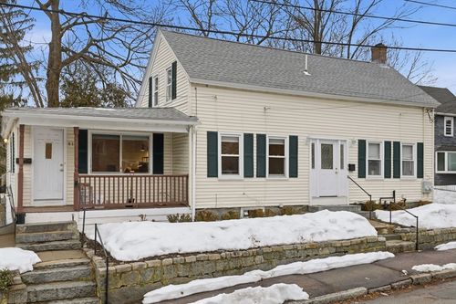 39 Cross St, Quincy, MA, 02169-4012 | Card Image