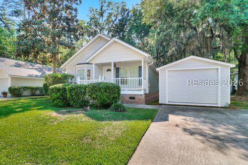 7 River Tree Cir, Bluffton, SC, 29910-8211 | Card Image