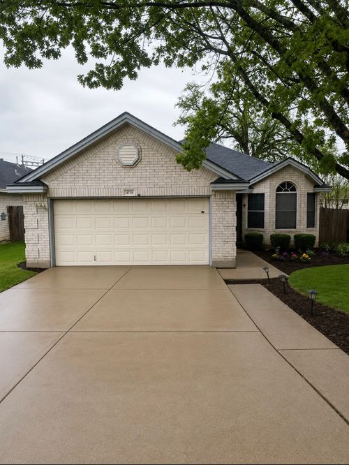 4719 Castleman Dr, Austin, TX, 78725-1721 | Card Image