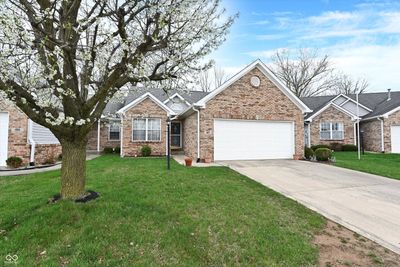 1017 Village Circle, House other with 2 bedrooms, 2 bathrooms and null parking in Greenwood IN | Image 2