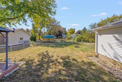 1801 Nw 5th Avenue, House other with 2 bedrooms, 1 bathrooms and null parking in Waverly IA | Image 2