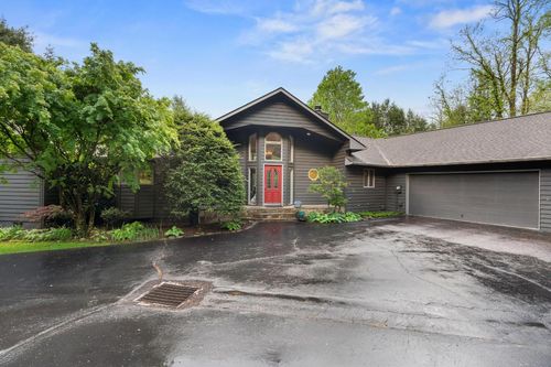 648 Sky Lake Dr, Highlands, NC, 28741-7132 | Card Image