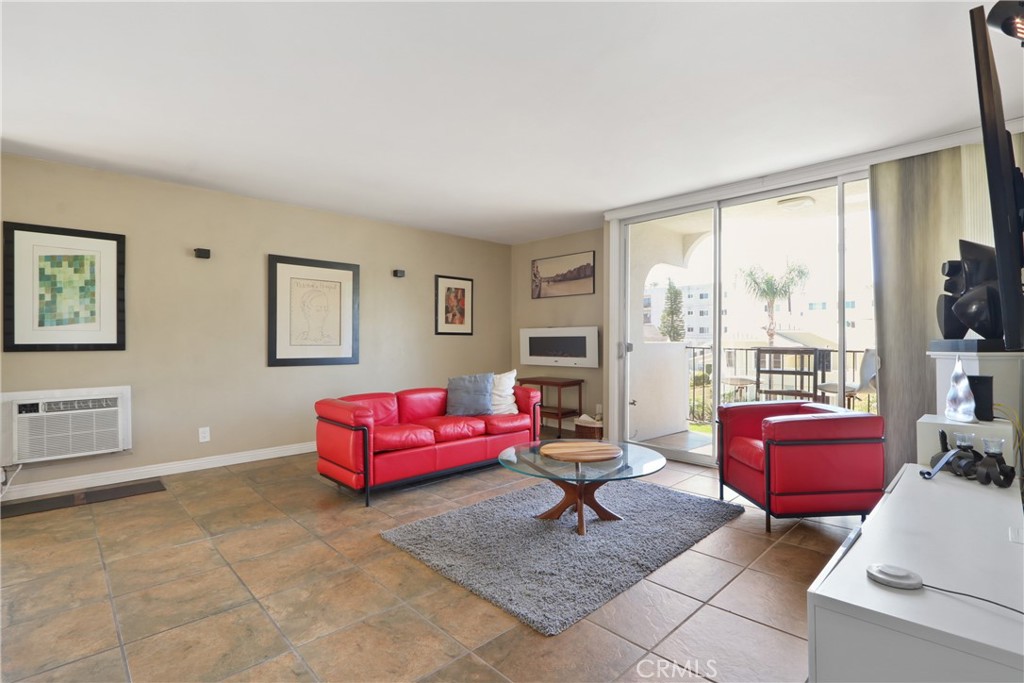 Residential in Long Beach 5