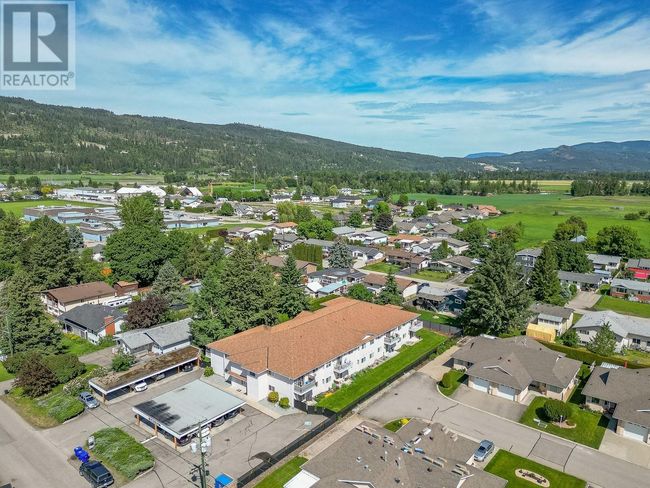 214 - 211 Kildonan Ave, Condo with 2 bedrooms, 1 bathrooms and 1 parking in Enderby BC | Image 38