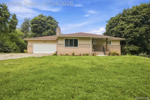4700 Indianwood Ct, Clarkston, MI, 48348-2239 | Card Image