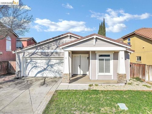 5470 Gold Creek Cir, Discovery Bay, CA, 94505-2620 | Card Image