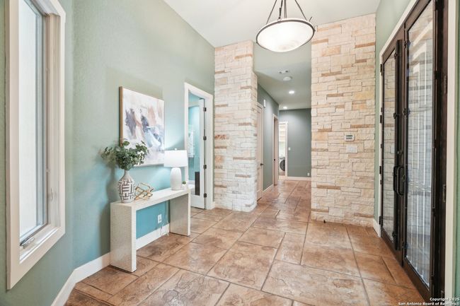 22340 Old Fossil Rd, House other with 3 bedrooms, 4 bathrooms and null parking in San Antonio TX | Image 4