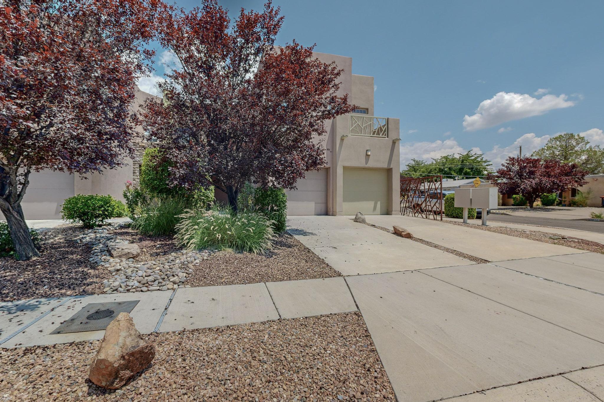 Del Agua Ct, Albuquerque, NM 87111