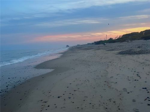 854 Matunuck Beach Rd, South Kingstown, RI, 02879-7071 | Card Image