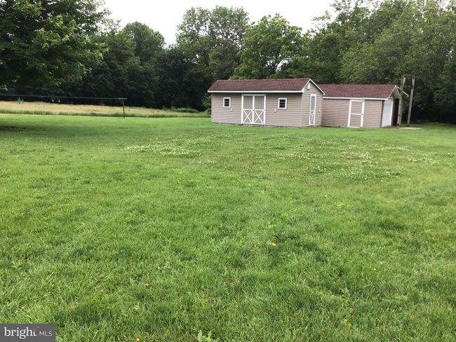 8010 Mentzer Gap Rd, House other with 3 bedrooms, 2 bathrooms and null parking in WAYNESBORO PA | Image 13