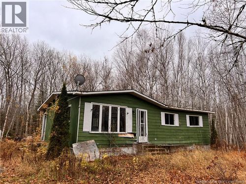 295 Gray St, Pabineau Falls, NB, E2A6T5 | Card Image