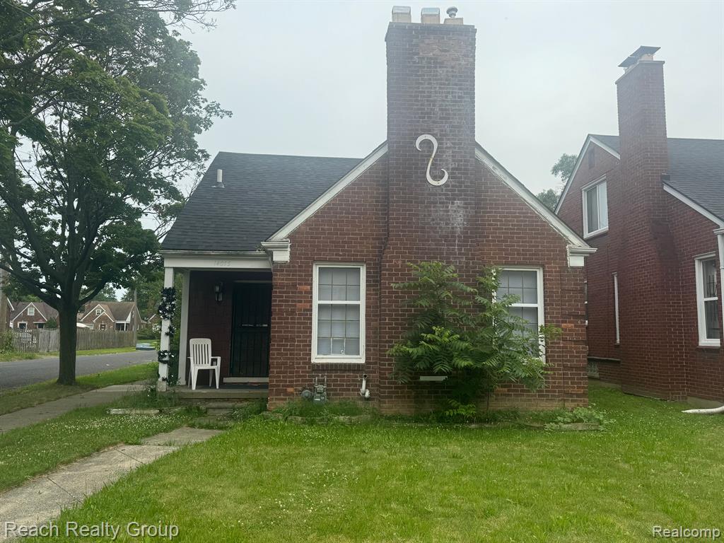 Bringard Dr, Detroit, MI 48205