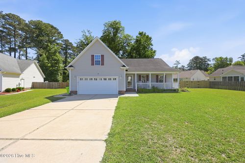 100 Birch Ct, New Bern, NC, 28562-8667 | Card Image