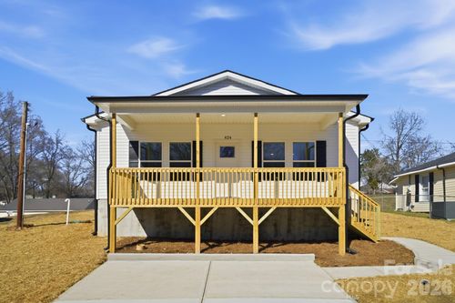 424 Blanche Ave, Kannapolis, NC, 28081 | Card Image