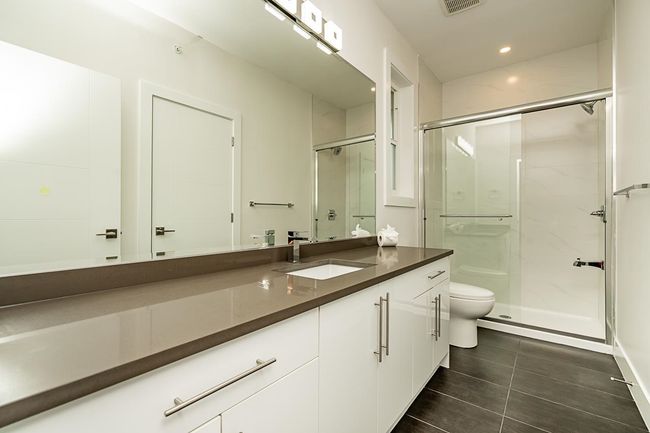 21661 Ridgeway Cres, House other with 8 bedrooms, 8 bathrooms and 6 parking in Maple Ridge BC | Image 30