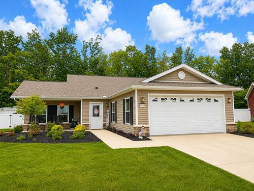 1667 Arrow Dr, Ashland, OH, 44805 | Card Image