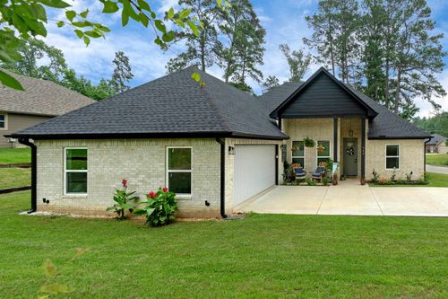 466 S. Forest Lake Dr., Longview, TX, 75605 | Card Image