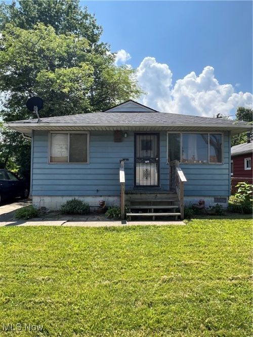 3898 W 118th Street, Cleveland, OH, 44111 | Card Image