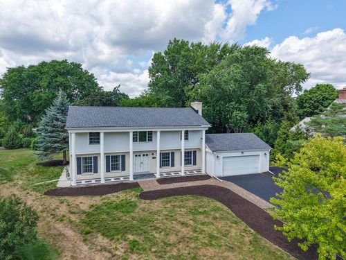 15200 Briaridge Court, Elm Grove, WI, 53122 | Card Image