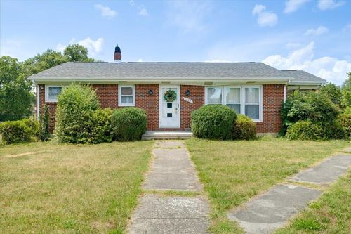 3707 Colonial Ave, Roanoke, VA, 24018-4005 | Card Image