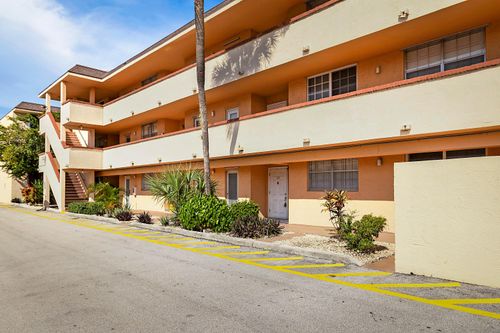 125c-4502 N Federal Hwy, Lighthouse Point, FL, 33064-6572 | Card Image