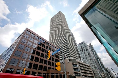 1905-2221 Yonge St, Toronto, ON, M4S0B8 | Card Image