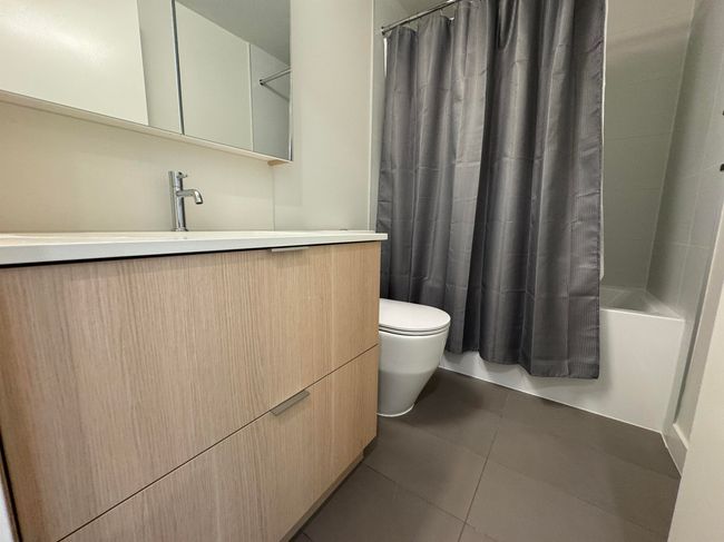 2710 - 308 Alderson Ave, Condo with 1 bedrooms, 1 bathrooms and null parking in Coquitlam BC | Image 5