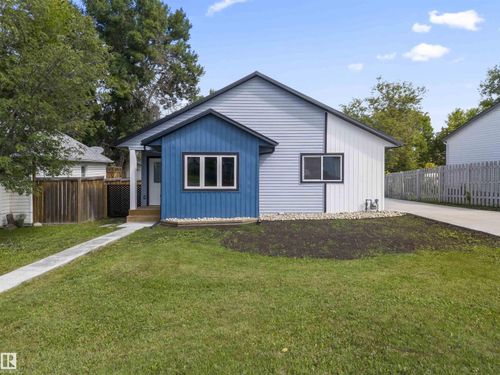 {{alt}} | Card Image