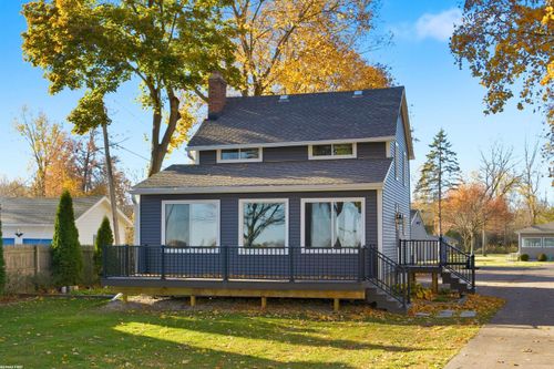 8600 River Rd, Cottrellville, MI, 48039-3346 | Card Image