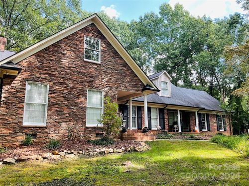 701 Whippoorwill Ln, Concord, NC, 28025-9176 | Card Image