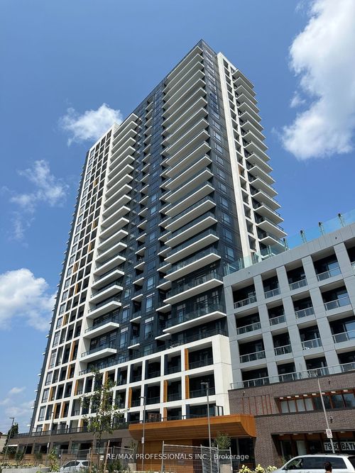 b1203-7950 Bathurst St, Thornhill, ON, L4J0B8 | Card Image