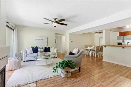 7-25712 Le Parc, Lake Forest, CA, 92630-5922 | Card Image