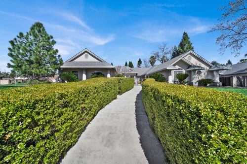 2608 La Rinconada Pl, Redding, CA, 96002-3708 | Card Image