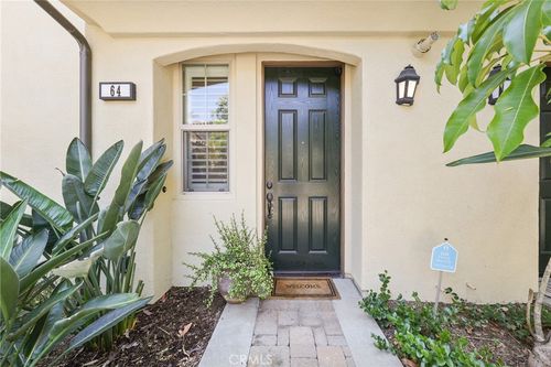 64 Full Moon, Irvine, CA, 92618-8843 | Card Image