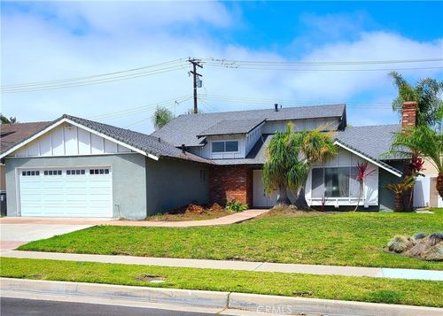 18907 San Felipe St, Fountain Valley, CA, 92708-7440 | Card Image